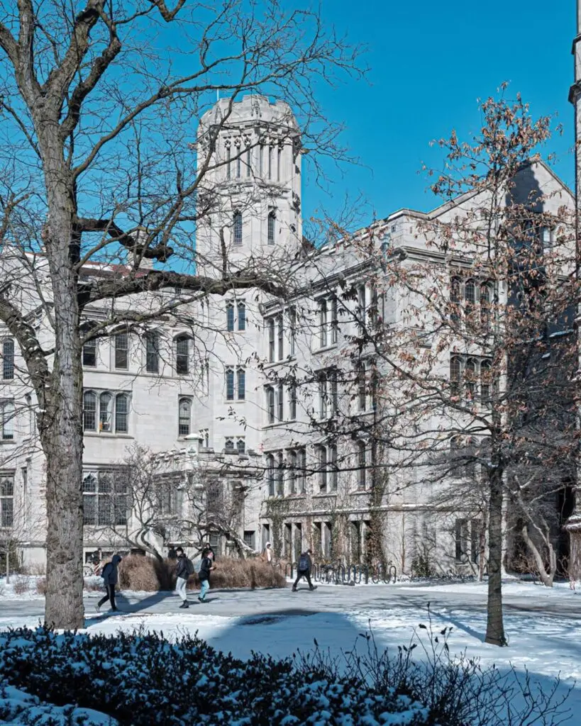 Anchetă nouă pentru agresiune sexuală la Universitatea din Chicago