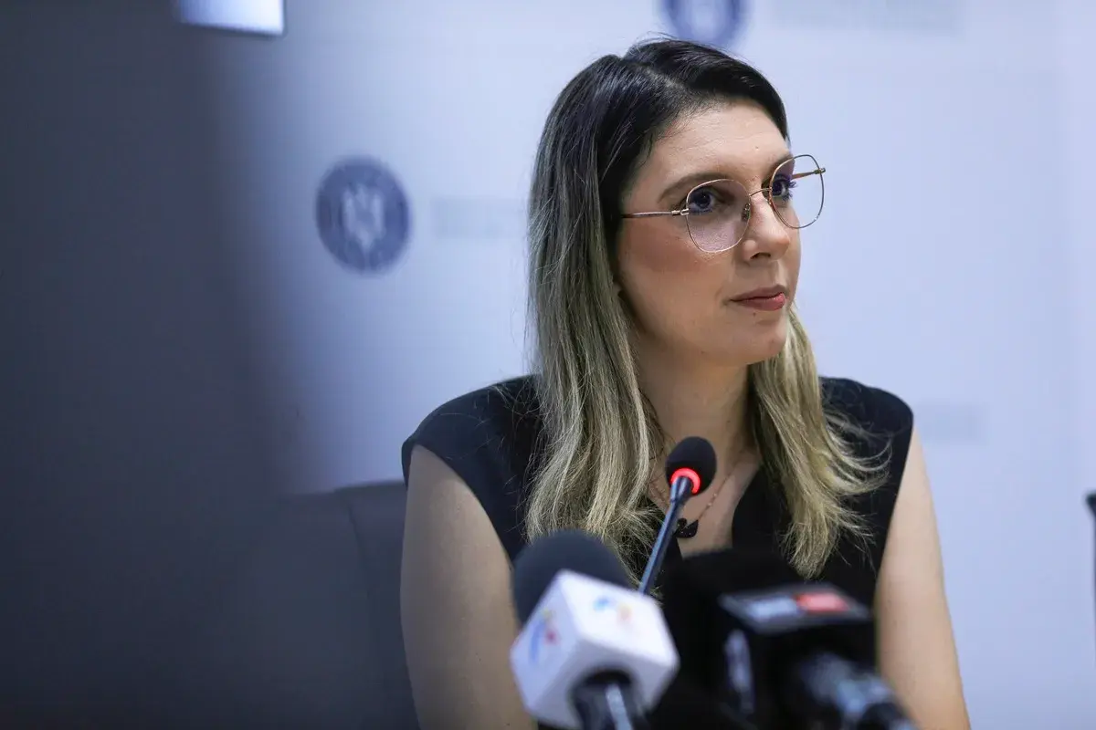 Diana Buzoianu răspunde la acuzațiile lui Sorin Grindeanu privind „mințirea” și „facerea pe polițistă
